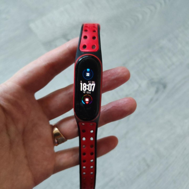 Фитнес браслет Mi band 5