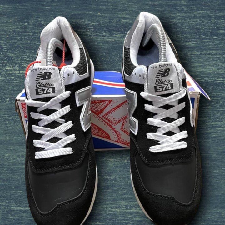 Крoccoвки New Balance 574 мужские