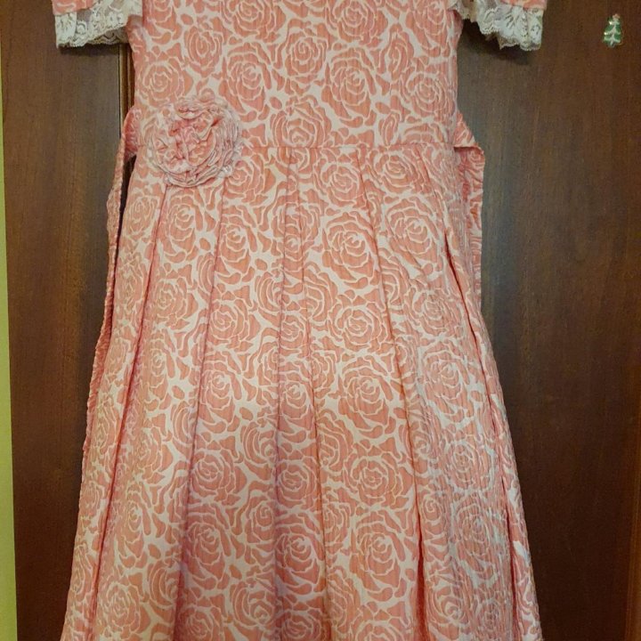 Платье для девочки 7-10 лет, рост 134-140 см