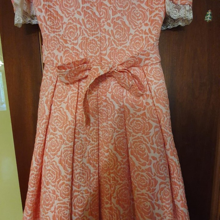 Платье для девочки 7-10 лет, рост 134-140 см