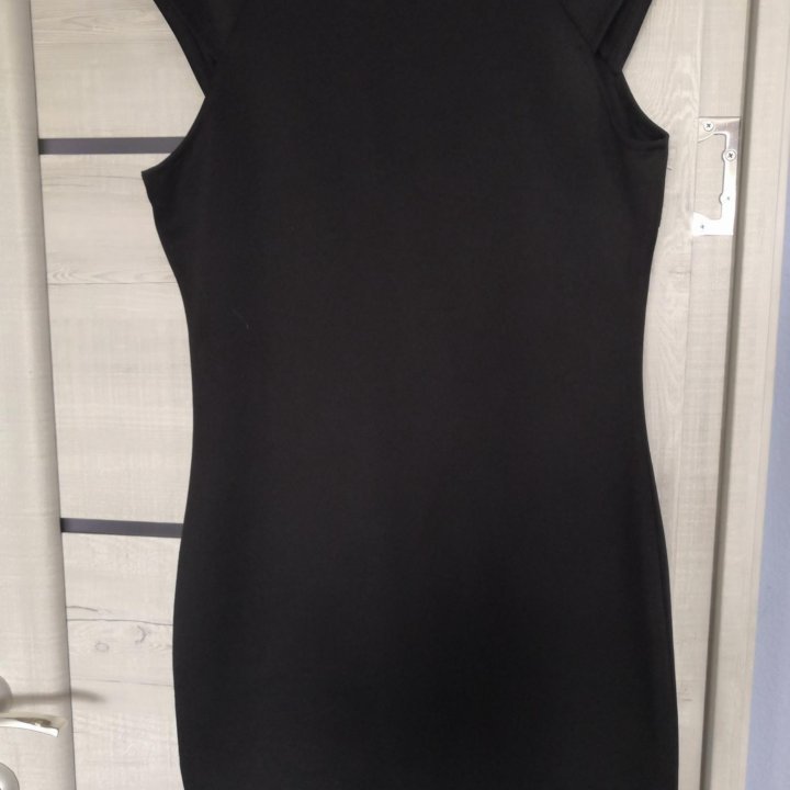 Платье чёрное