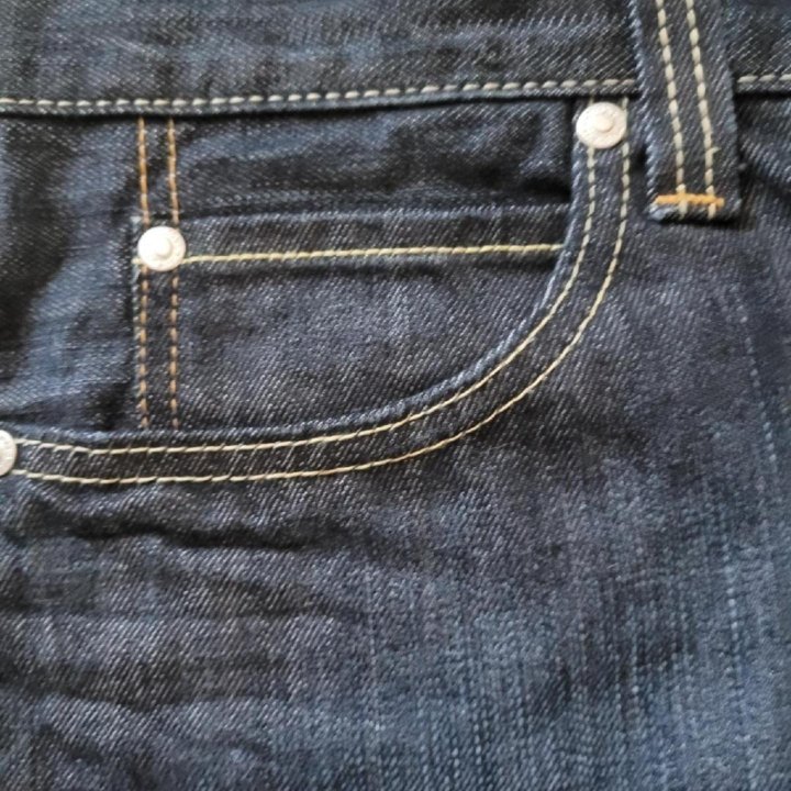 Джинсы levis 30