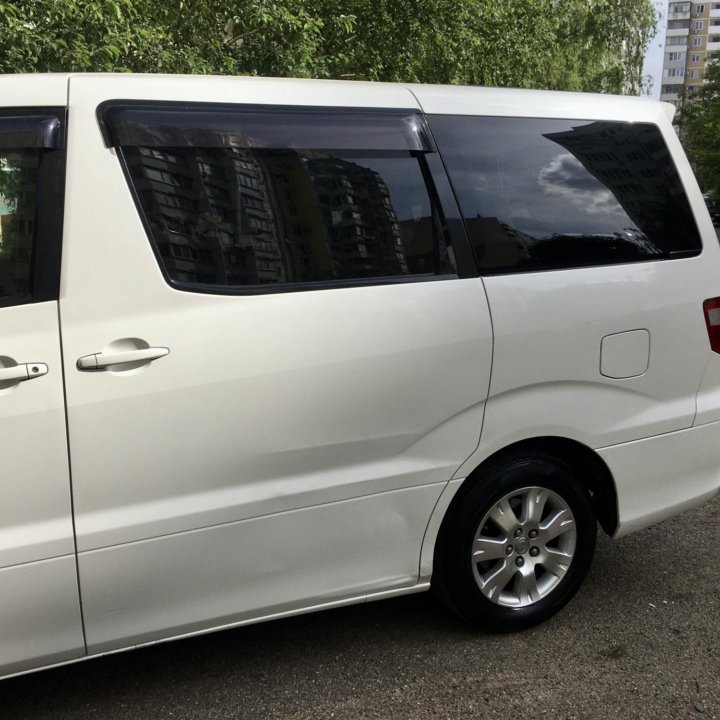 Toyota Alphard, 2005