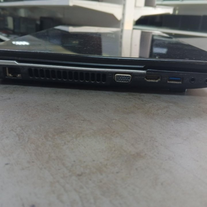 Игровой Ноутбук Асер I5 3210 GT 630 500GB 15.6