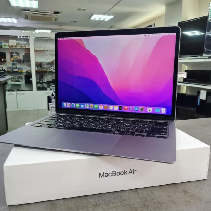 MacBook Air 2020/M1/8GB/Intel Hd/256GB SSD/13.3