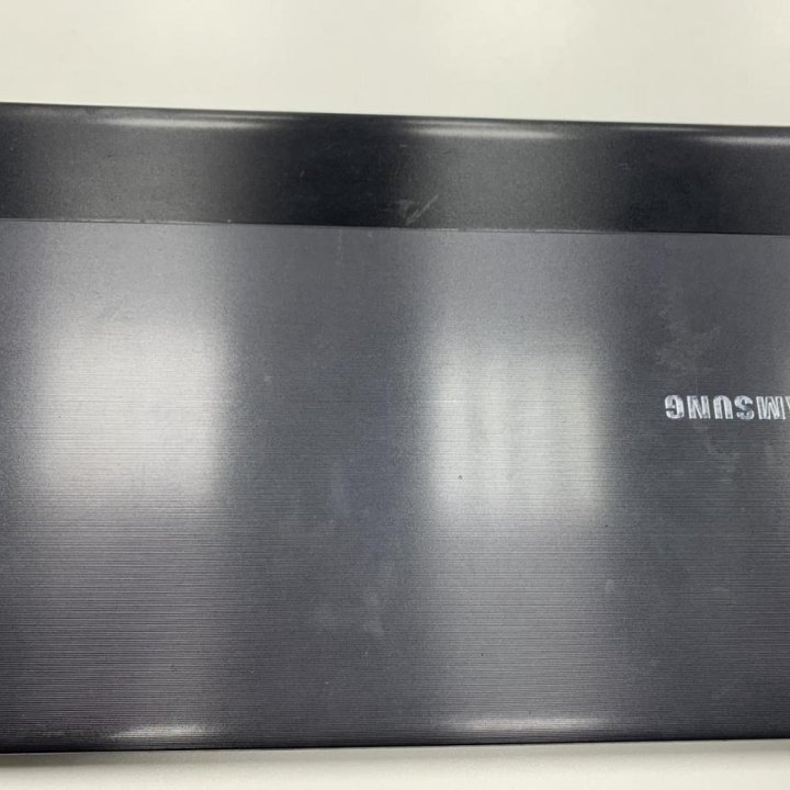 Samsung NP300E5X-U02RU