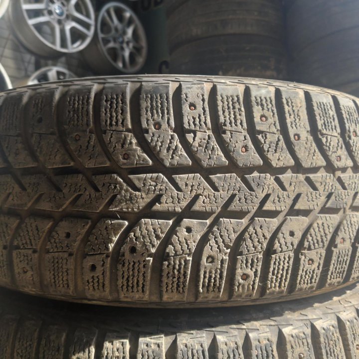 Bridgestone Ice Cruiser 5000, 215/60/16 пара