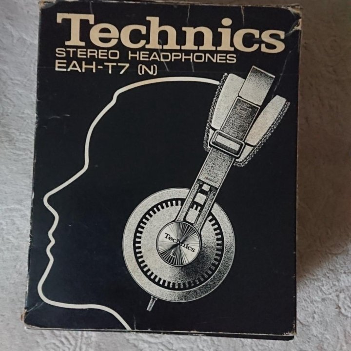  Винтажные наушники Technics EAH-T7