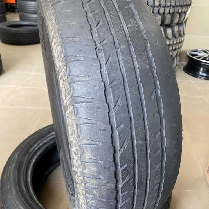 215/70 R16 Yokohama Geolandar A/T G015