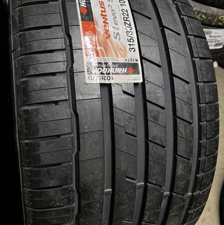 Hankook Ventus S1 Evo 3 K127 315/30 R22 и 275/35 R22