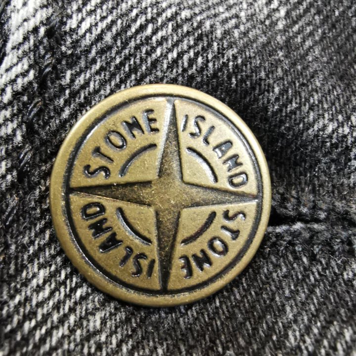 Джинсовая куртка stone island