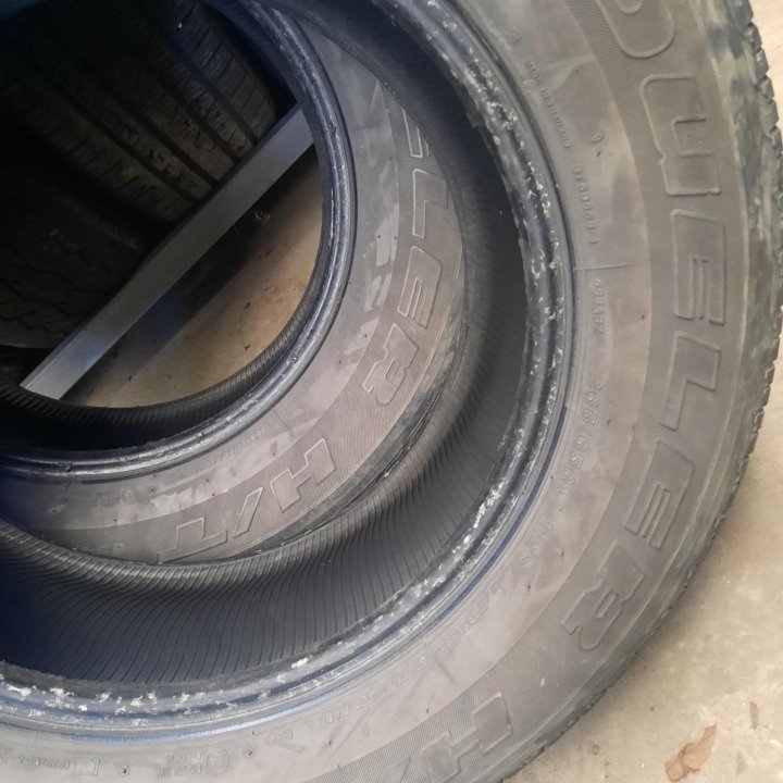 Bridgestone 265/65/17, 2шт