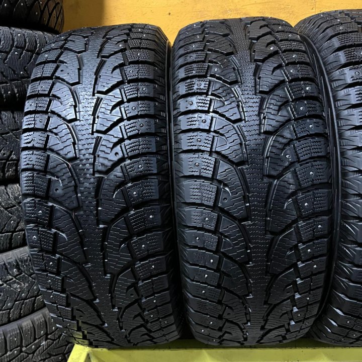 Зимние шины Hankook I'Pike RW11 R18 Корея 1сезон