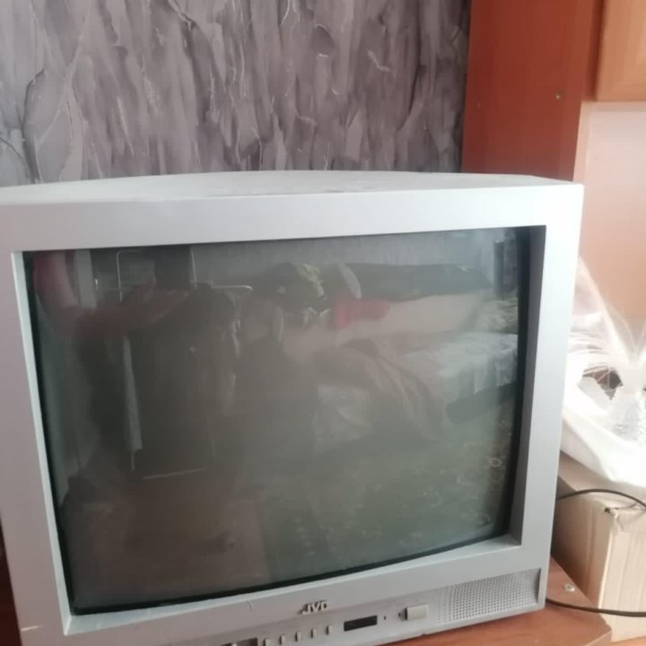 Телевизор JVC