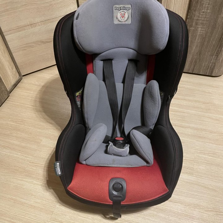 Автокресло peg perego