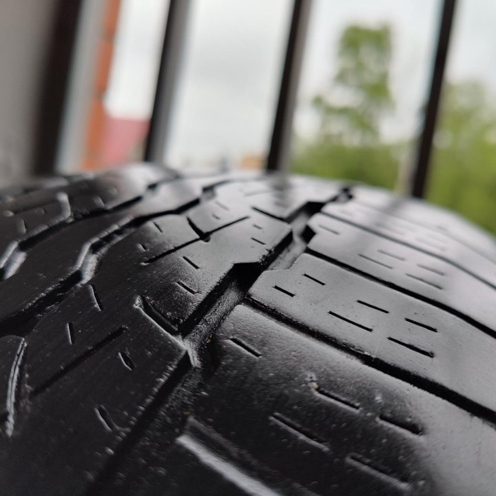 Шины Bridgestone 225/65/17 3 шт