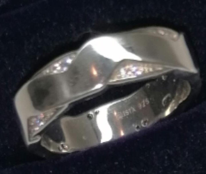 Серебряное кольцо с Фианитами