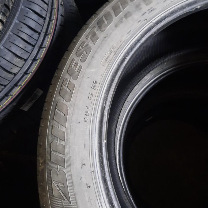 Bridgestone 33А, 235/55/20, 4шт