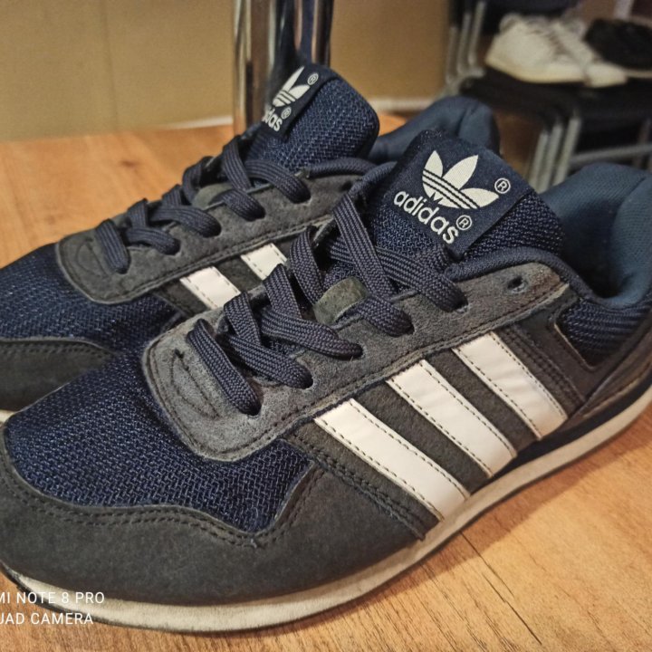 Adidas кроссовки кеды оригинал 39 размер