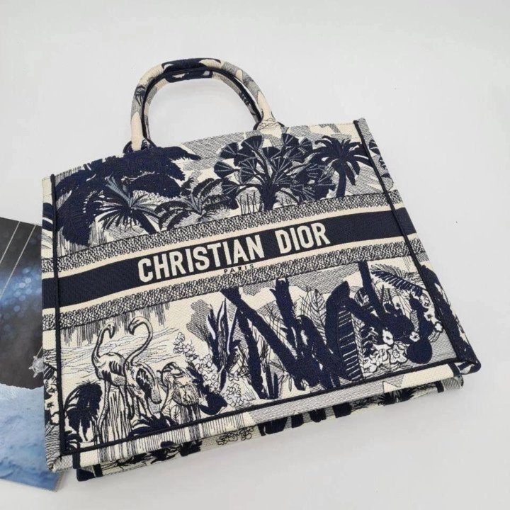 Сумки-шопер Dior