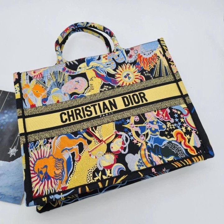 Сумки-шопер Dior