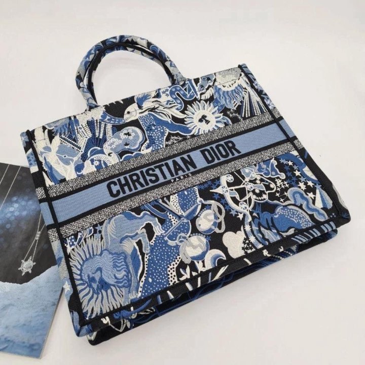 Сумки-шопер Dior