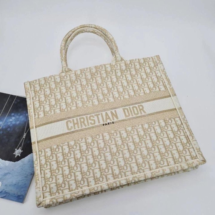 Сумки-шопер Dior