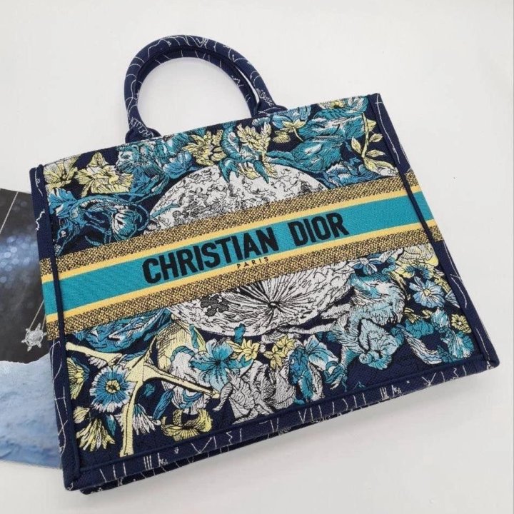 Сумки-шопер Dior