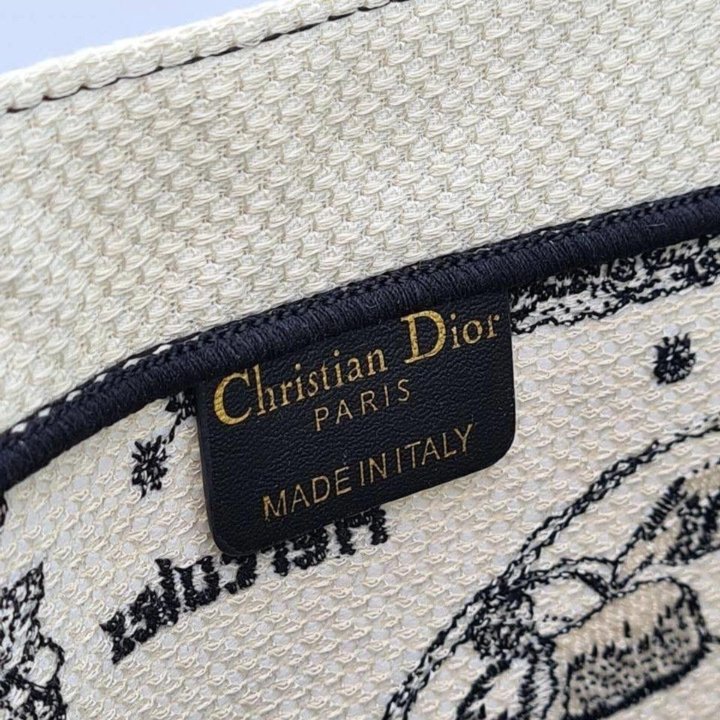 Сумки-шопер Dior