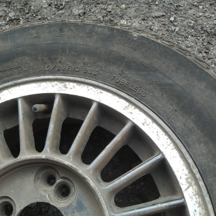 Продам шины с дисками Yokohama S208 165/80 R13