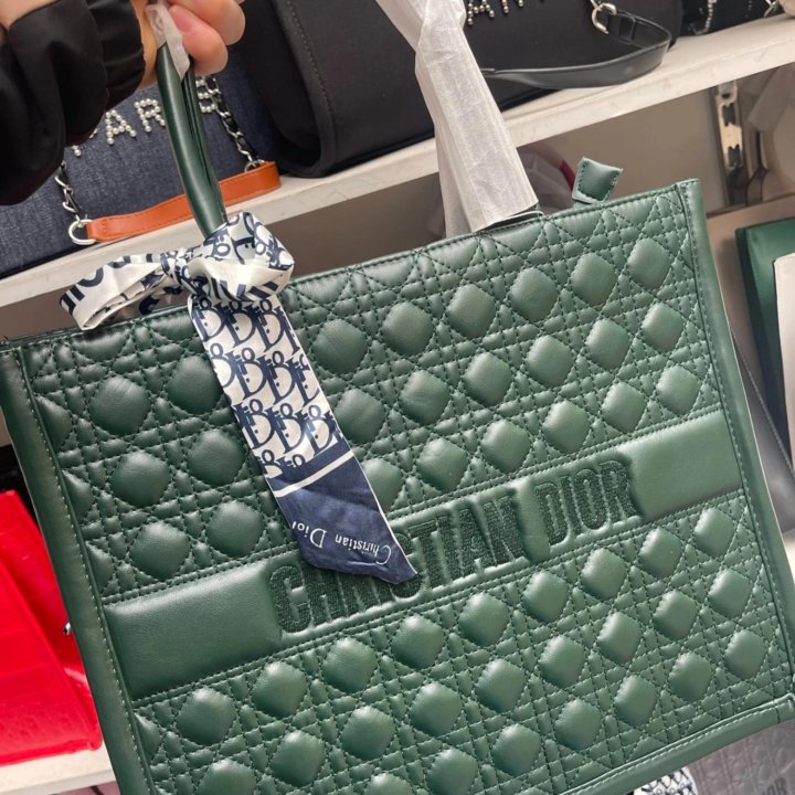 Сумки-шопер Dior