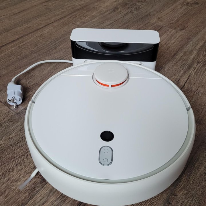 Робот-пылесос Xiaomi Mi Robot Vacuum Cleaner 1S