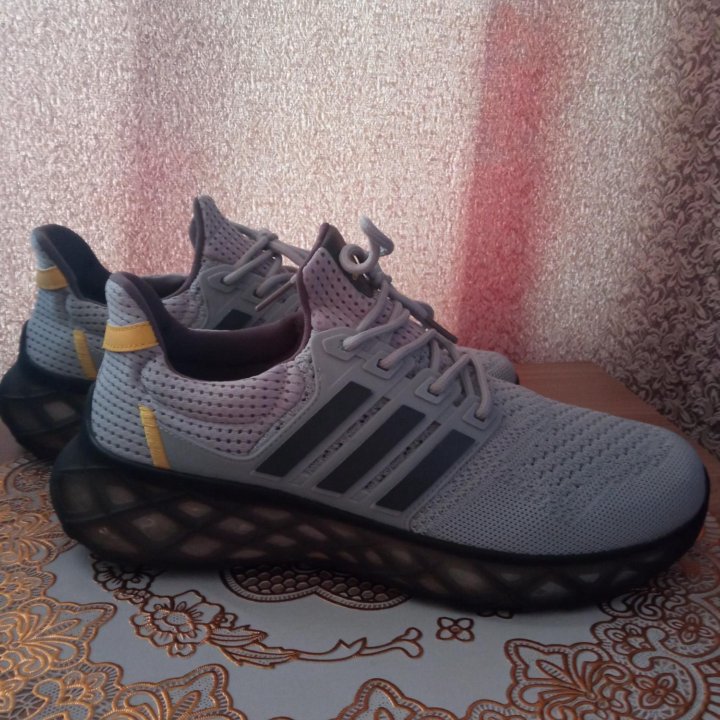 Кроссовки мужские Adidas