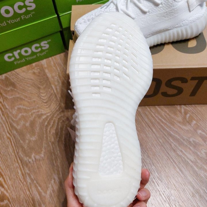  Кроссовки белые ADIDAS YEEZY BOOST 350