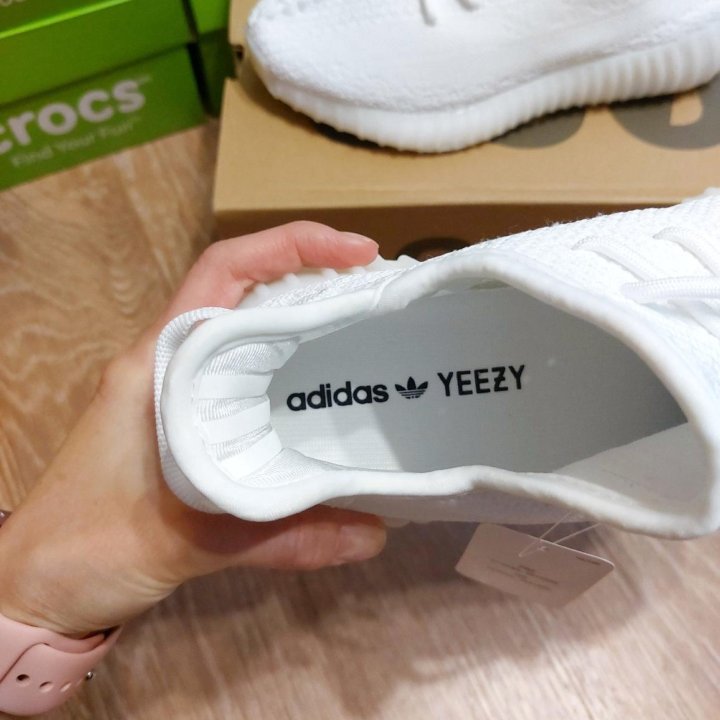  Кроссовки белые ADIDAS YEEZY BOOST 350