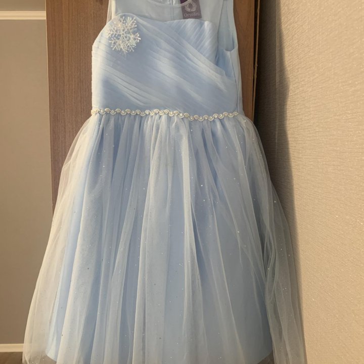 Платье праздничное