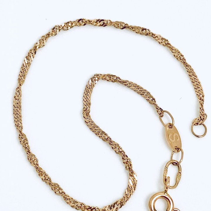 Золотой браслет