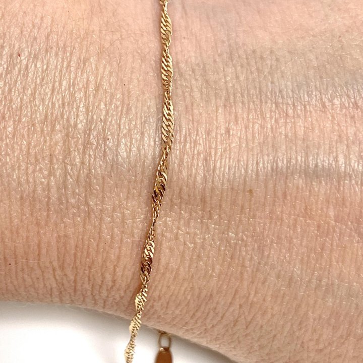 Золотой браслет