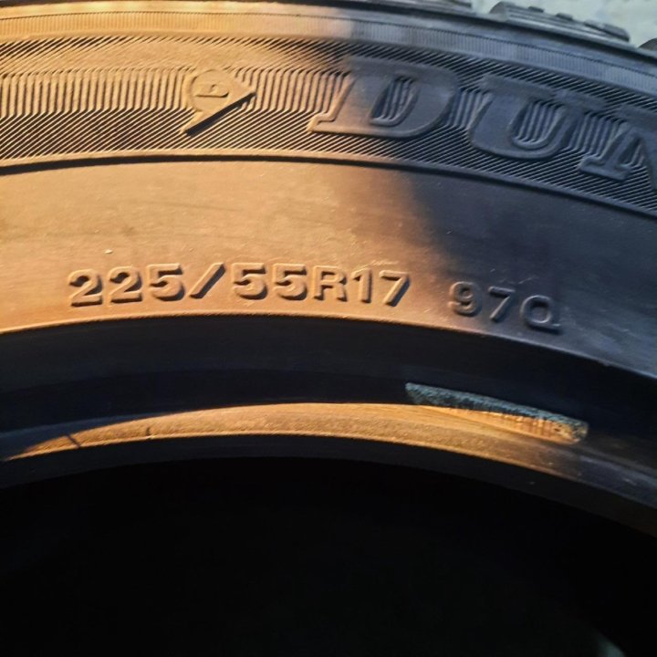 225/55R17 Dunlop Graspic DS3 (Лот №6189)