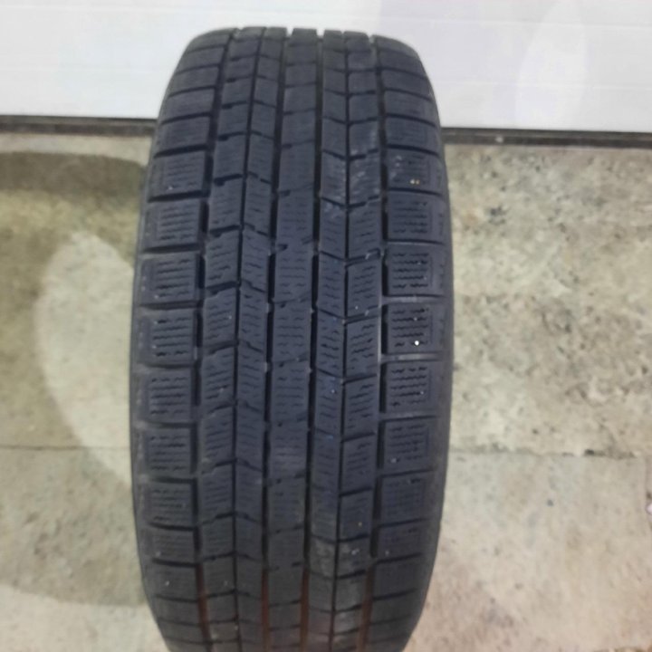 225/55R17 Dunlop Graspic DS3 (Лот №6189)