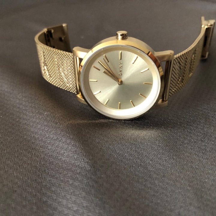 Часы наручные