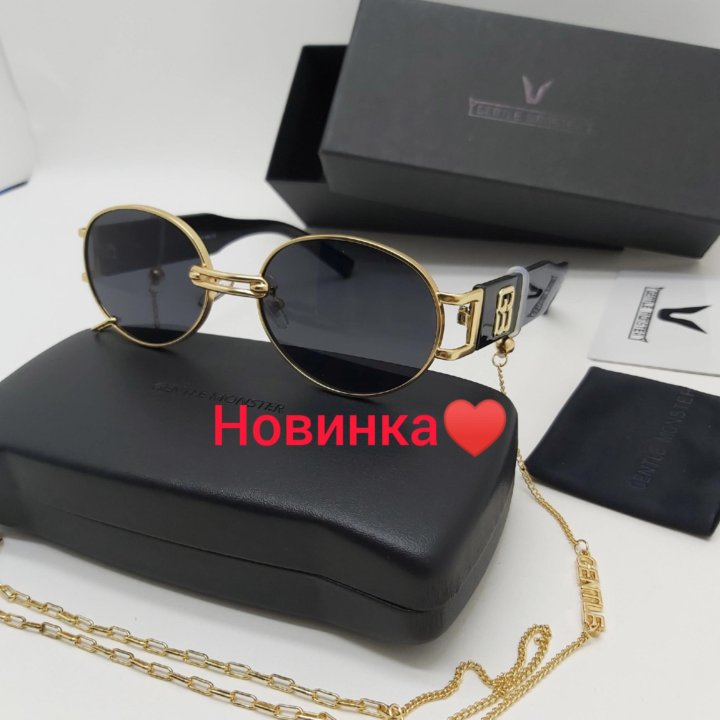 Очки солнцезащитные