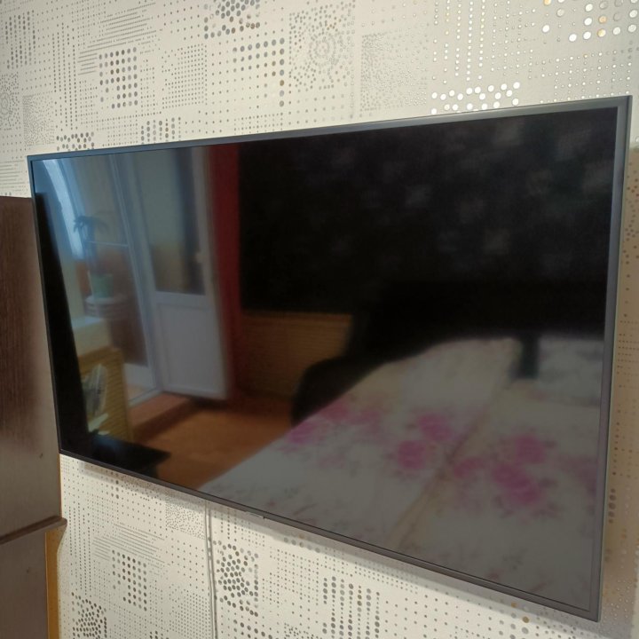 Samsung ue58nu7100u. 4K Smart TV