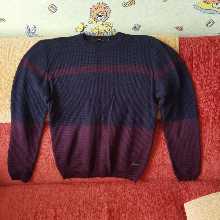 Свитер мужской