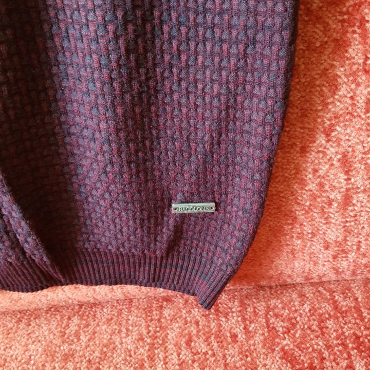 Свитер мужской