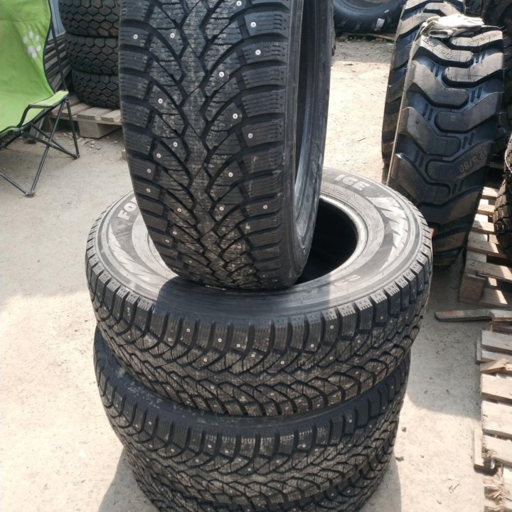 Зимние шины 235/65 R17 Pirelli Formula Ice XL 108T