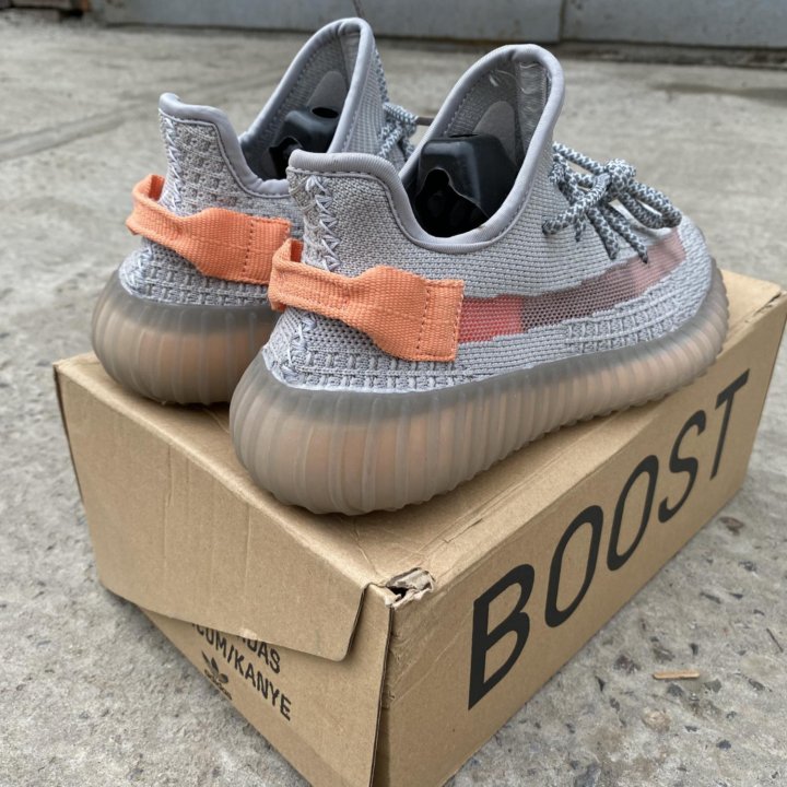 Кроссовки Adidas Yeezy Boost 350 Новые