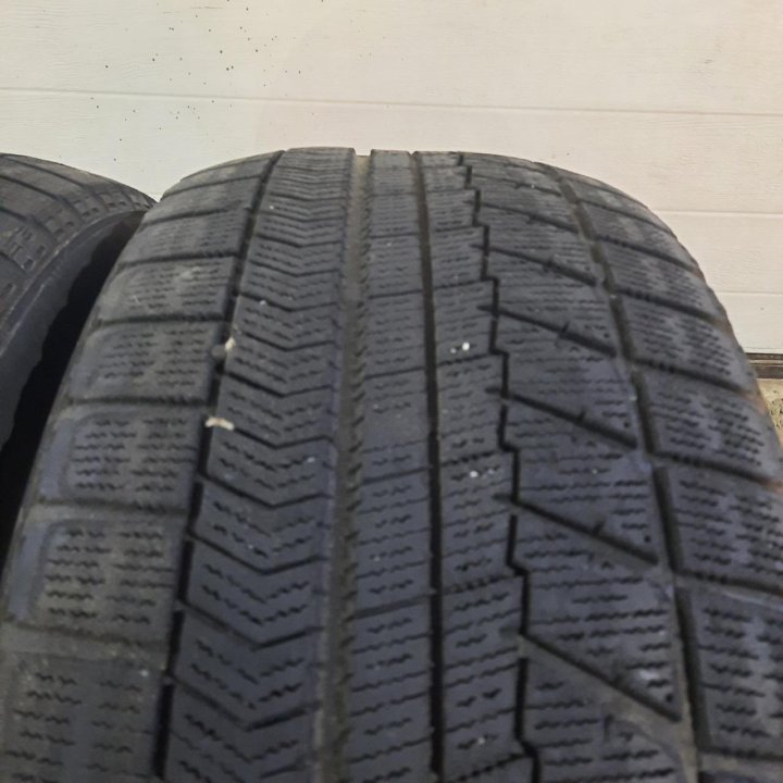 235/50R18 Bridgestone Blizzak VRX (Лот №6159)