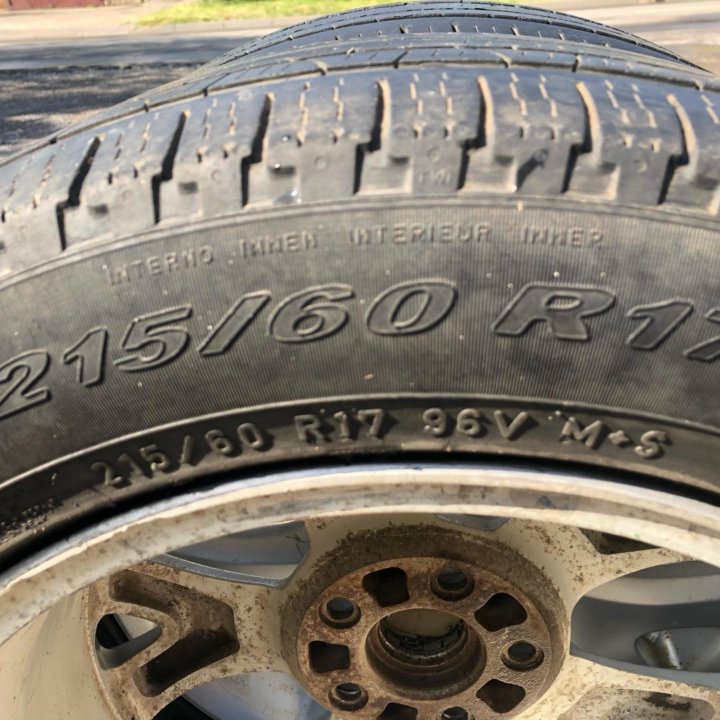 Шины летние R17 215/60 Pirelli (2шт)