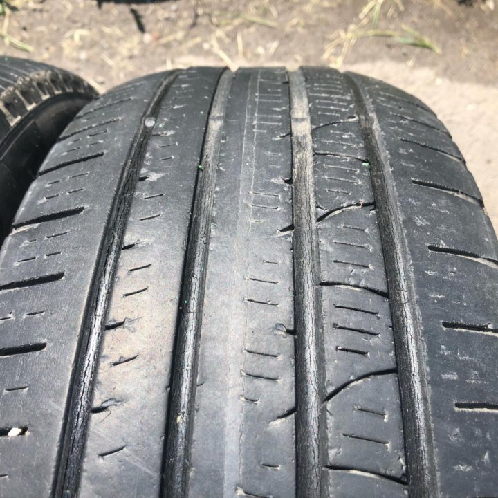 Шины летние R17 215/60 Pirelli (2шт)